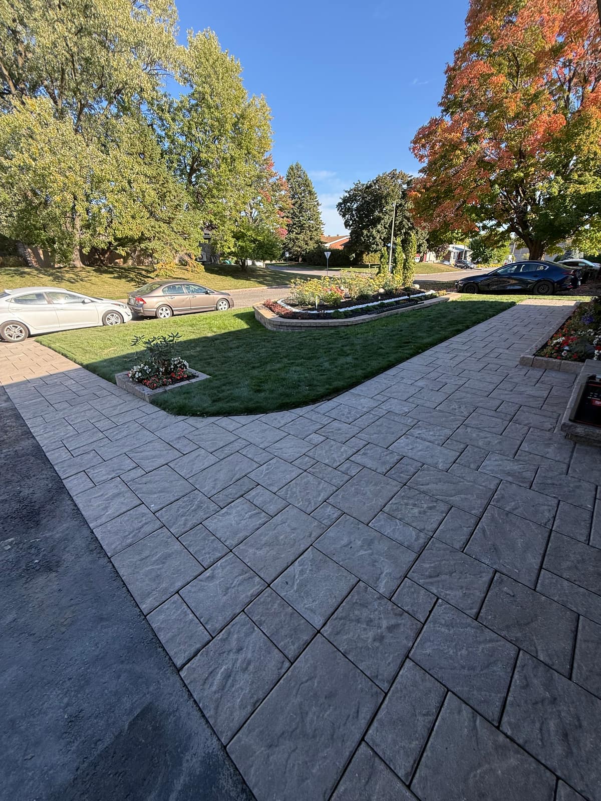 Landscaping project in Ottawa, Ontario by Gordon Landscaping Company