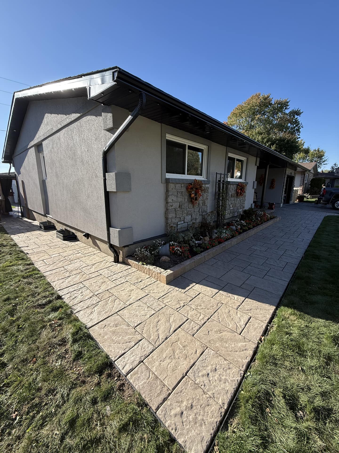 Residential interlock lift and relay in Ottawa Ontario